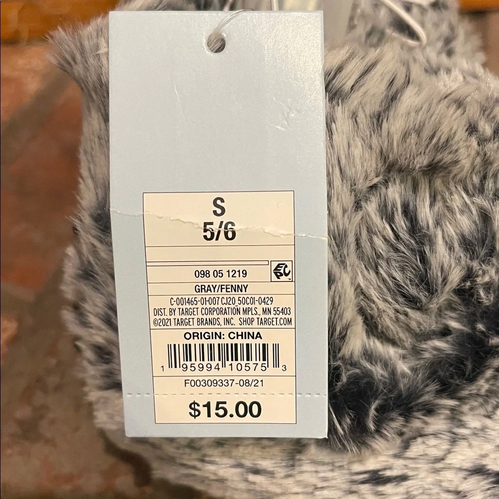 Cat & Jack Fuzzy Gray Slippers